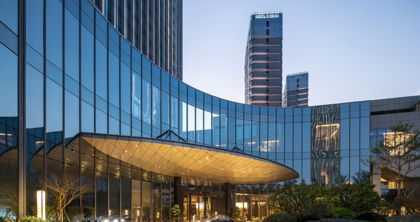 هوالوكس كسيامين