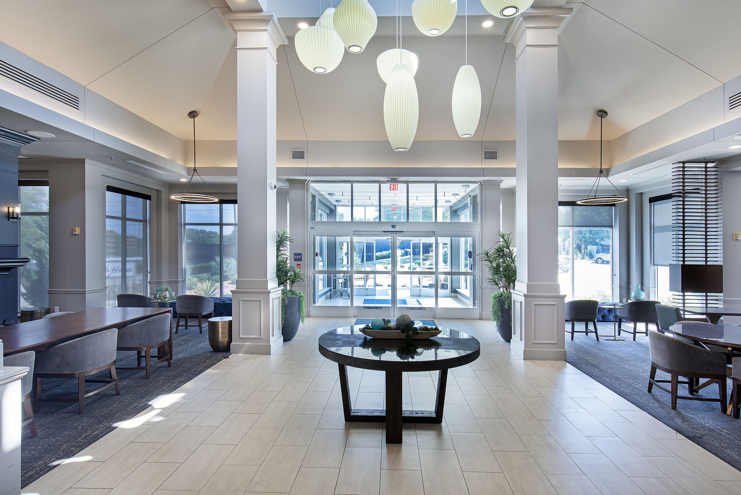 Lobby dell'aeroporto Crowne Plaza Nashville