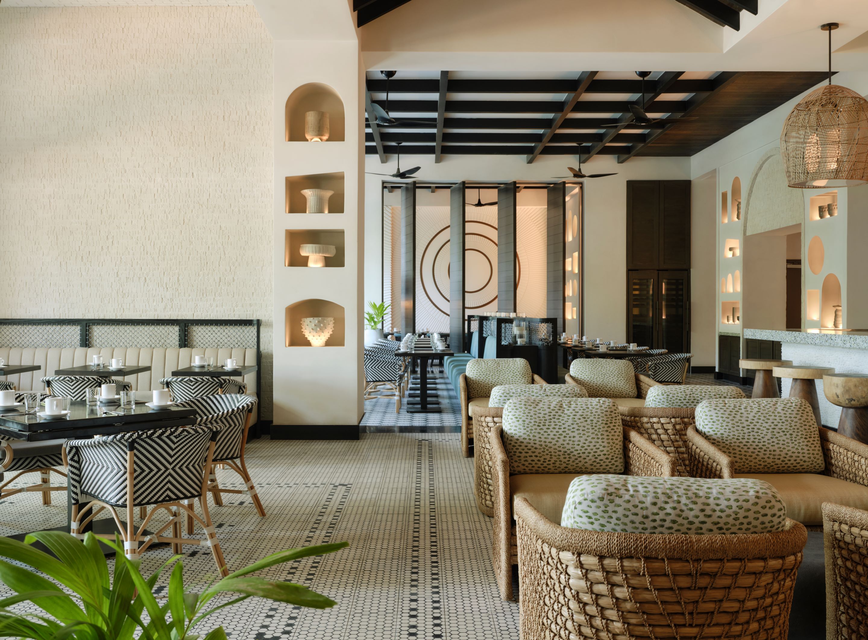 Kimpton Grand Roatan Restaurant